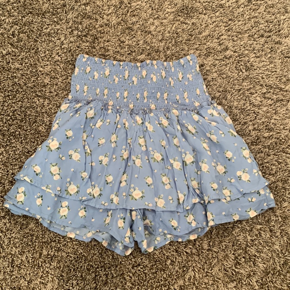 Hollister NEW Skort | size small | blue with flowers